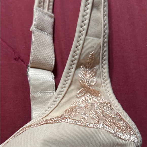 Bali 34DD Cream “Passion for Comfort” Underwire Minimizer Bra - Picture 3 of 6